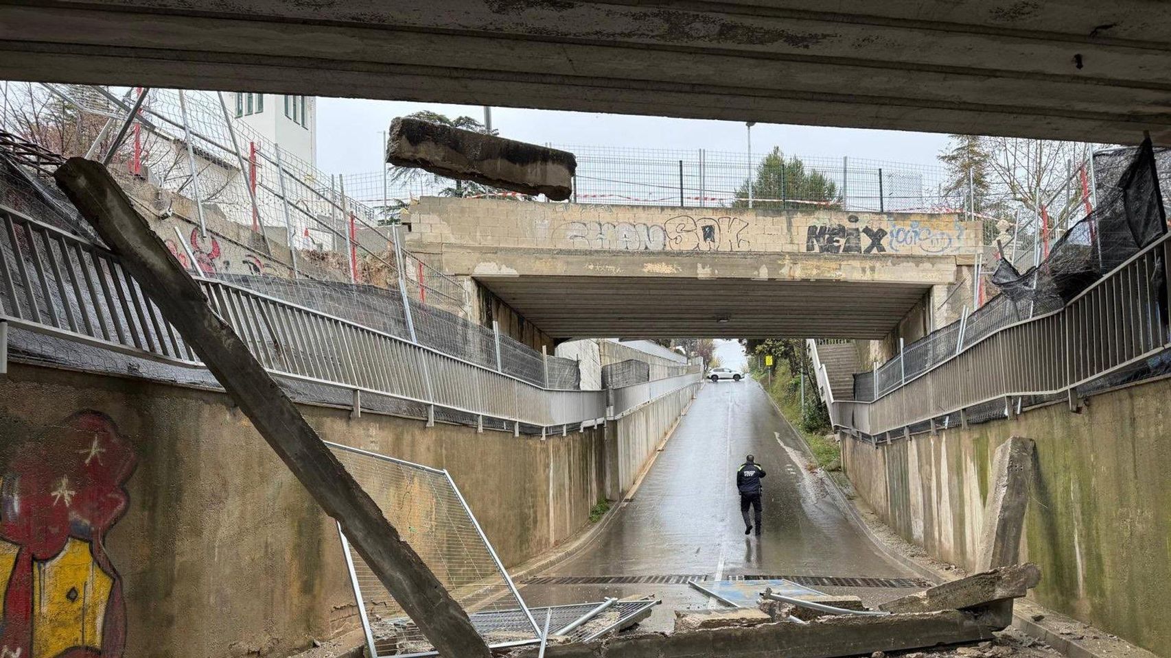 Desplome parcial del puente en La Garriga (Barcelona)