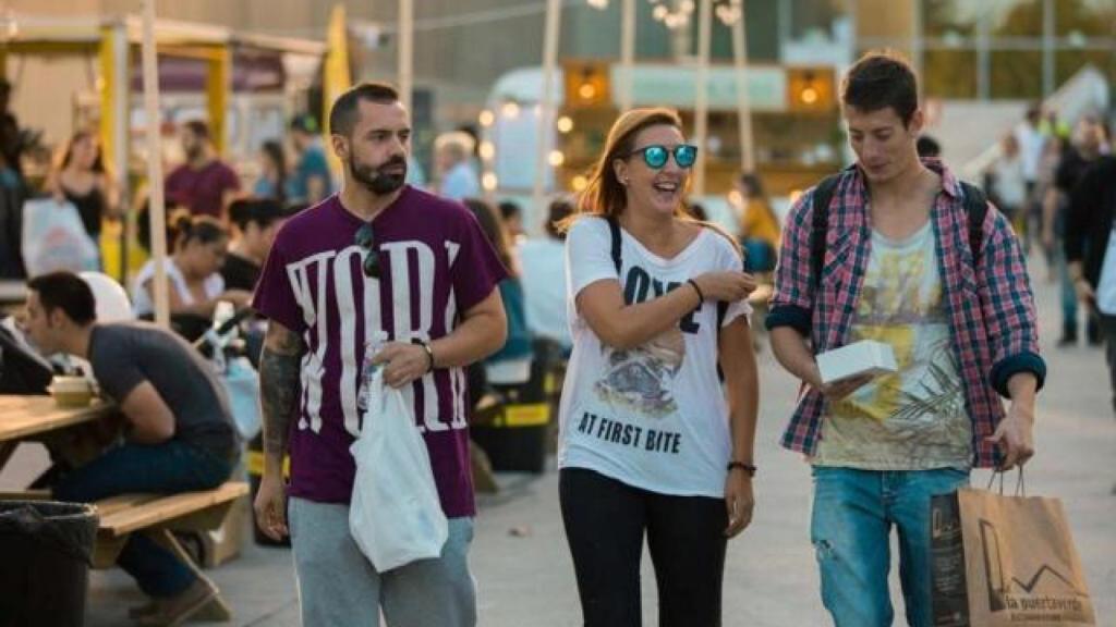 Zona de 'food trucks' en el Radical Market! BCN