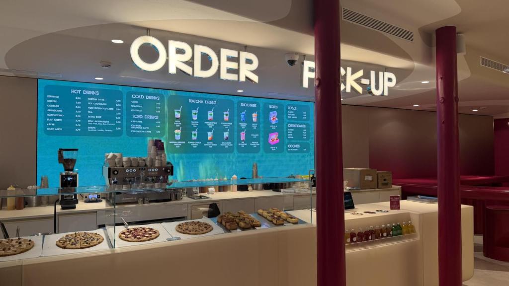 Interior del establecimiento de Cinnamood en Barcelona