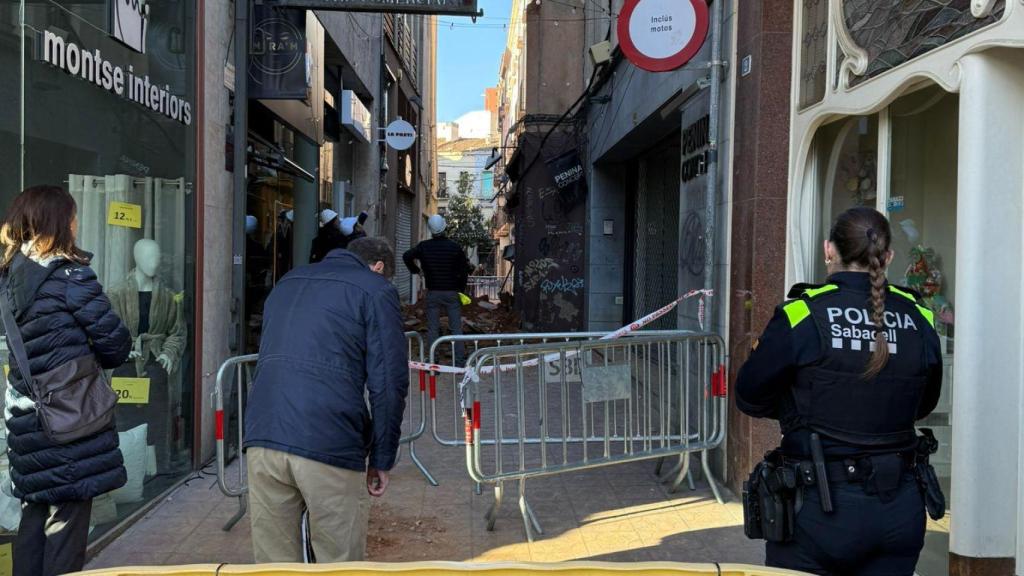 La policía de Sabadell controla el acceso a la zona