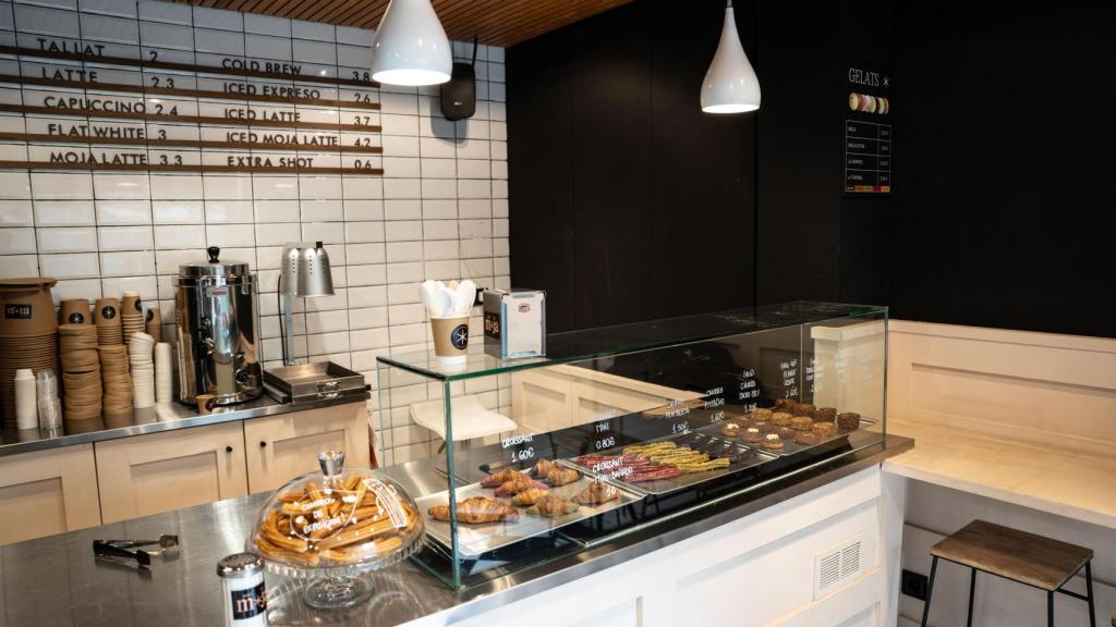 Interior de la churrería Moja