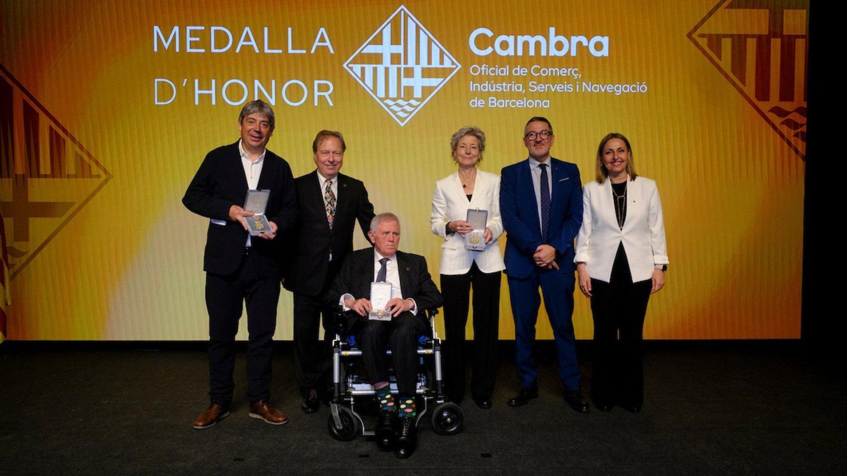 Entrega de las distinciones