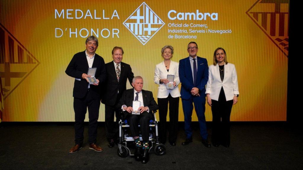 Entrega de las distinciones