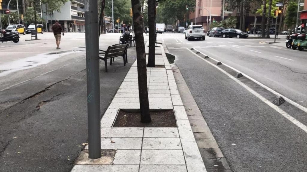 Desperfectos en la rambla de Guipúscoa