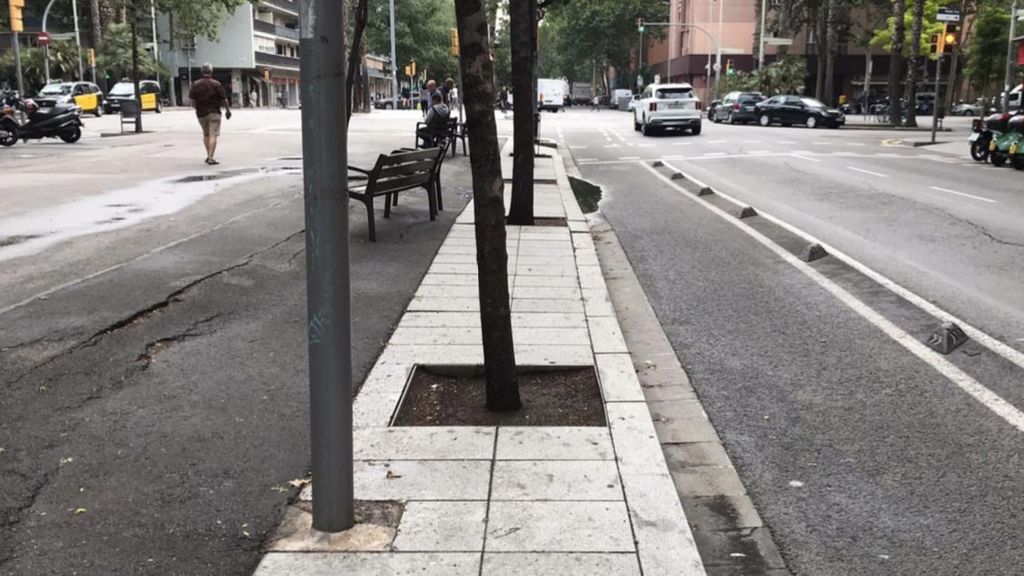 Desperfectes a la rambla de Guipúscoa