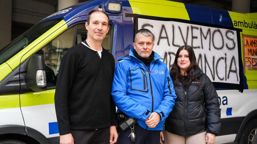 Trabajadores afectados por el desmantelamiento de la ambulancia de la Guardia Urbana de L'Hospitalet de Llobregat