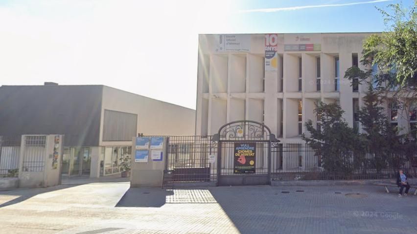 Exterior de l'Institut Joan Brossa de Barcelona