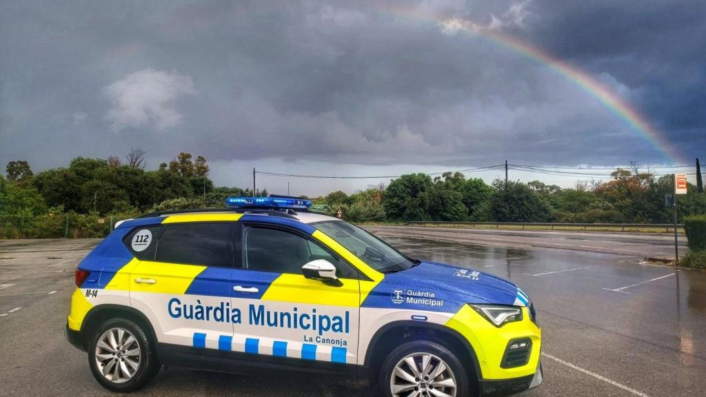 Un vehículo de la Guàrdia Municipal de La Canonja