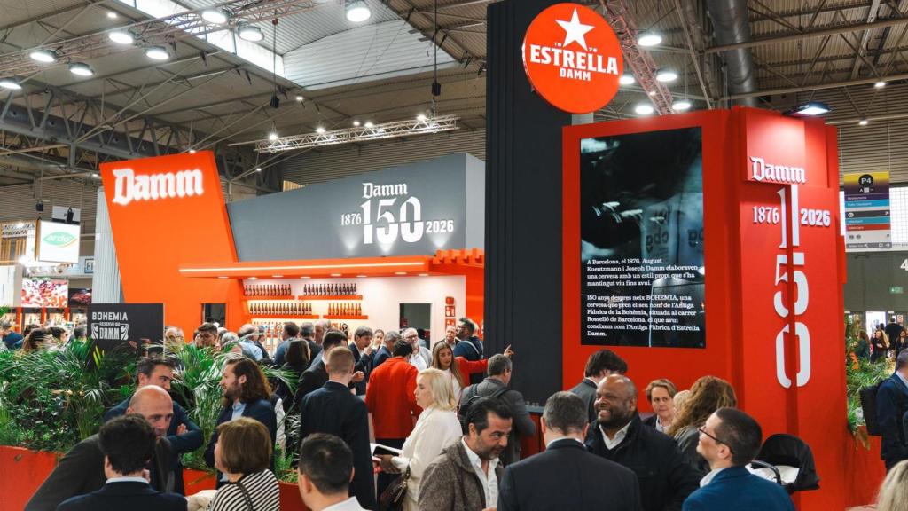 El estand de la cervecera