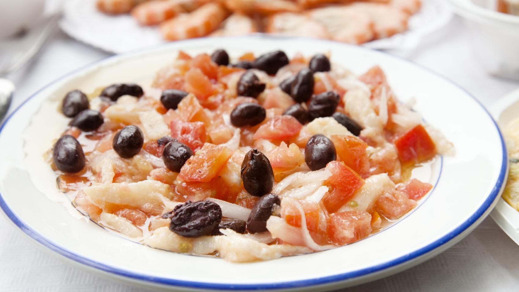 Un plato de esqueixada de bacalao en una imagen de archivo