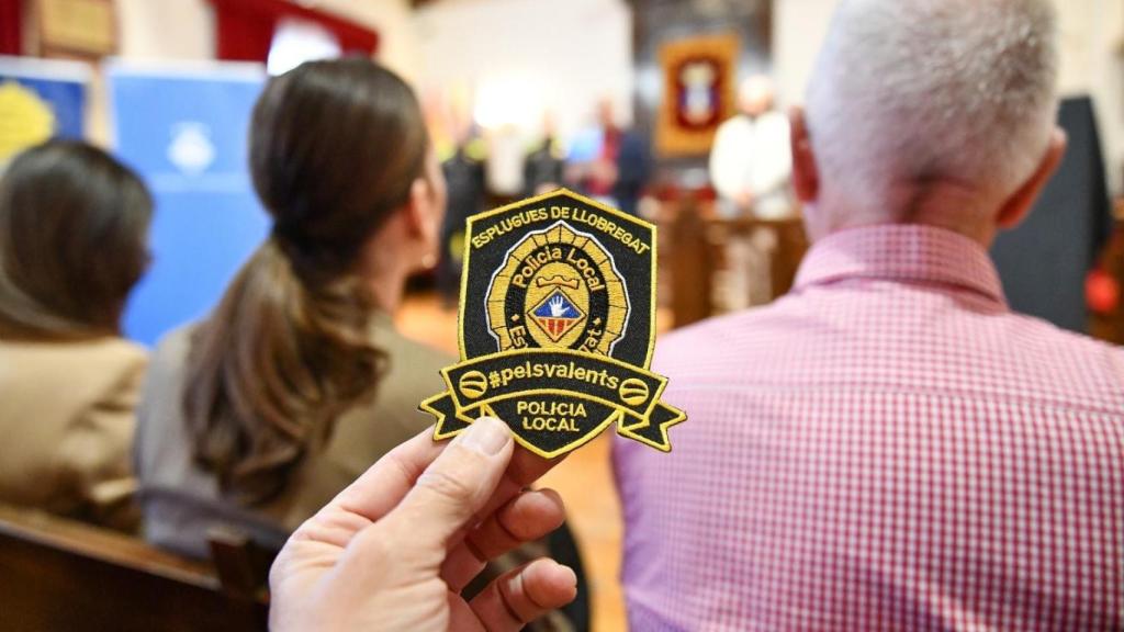 Escudo de la asociación correspondiente a la Policía Local de Esplugues