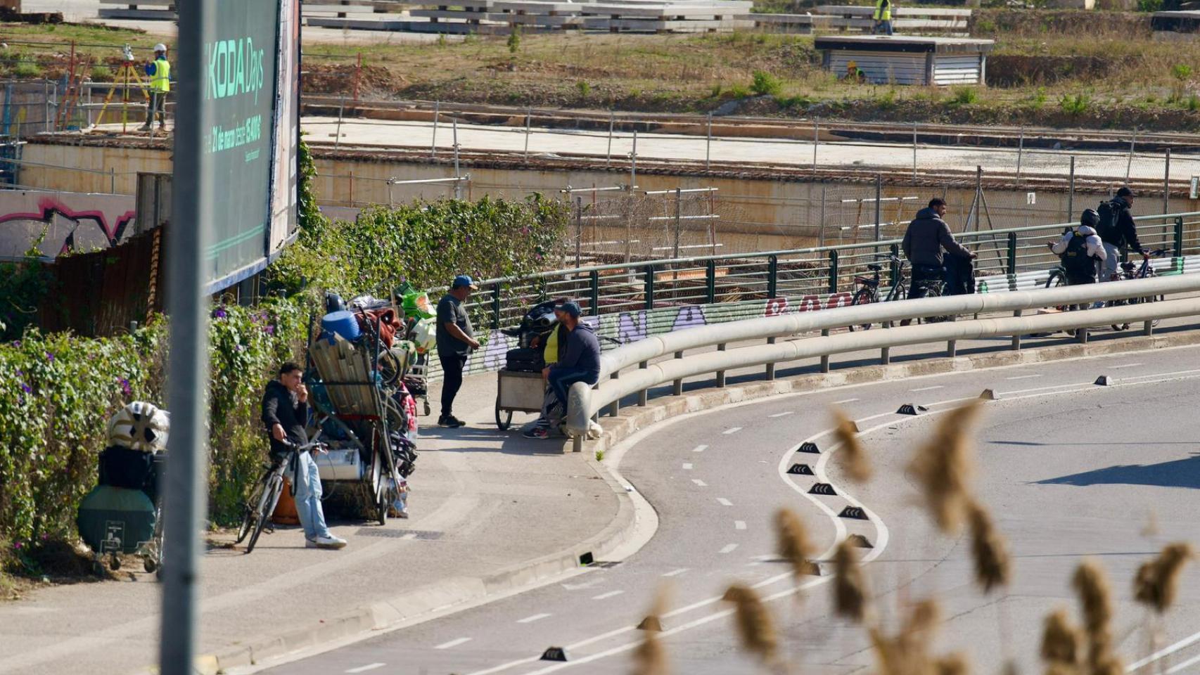 Afectados por el operativo en el asentamiento de La Sagrera