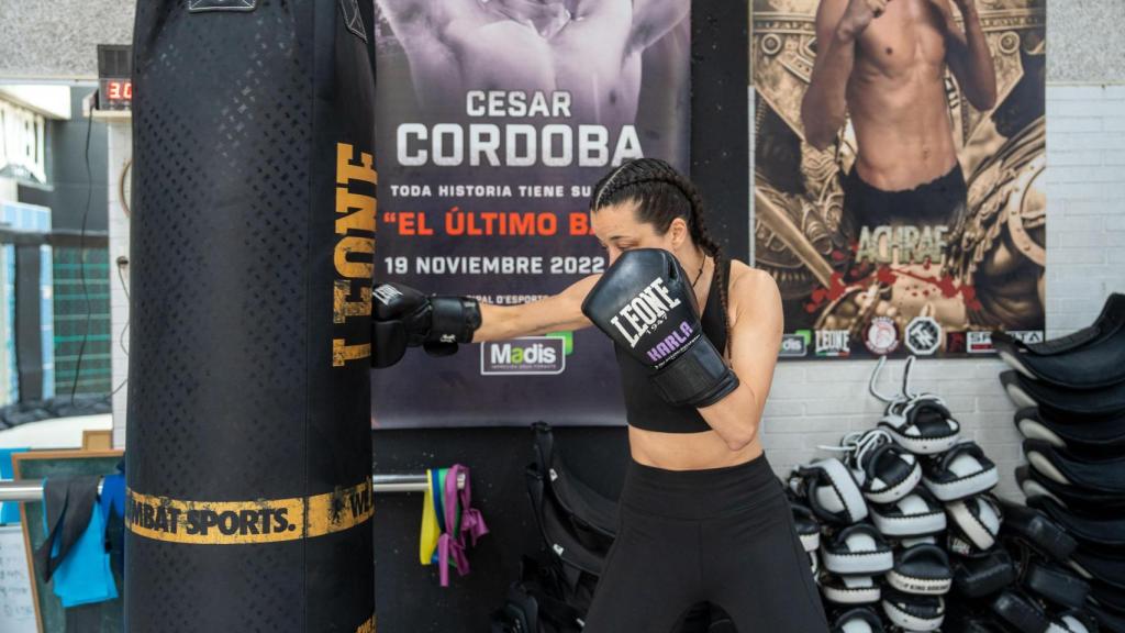 Karla Mérida, boxeadora de Montbau que competirá por el oro nacional