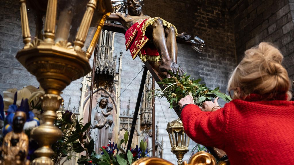Montaje procesion Iglesia Santa Ana
