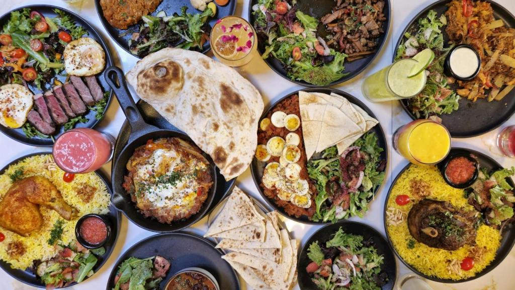 Platos preparados con carne 'halal' en una imagen de archivo