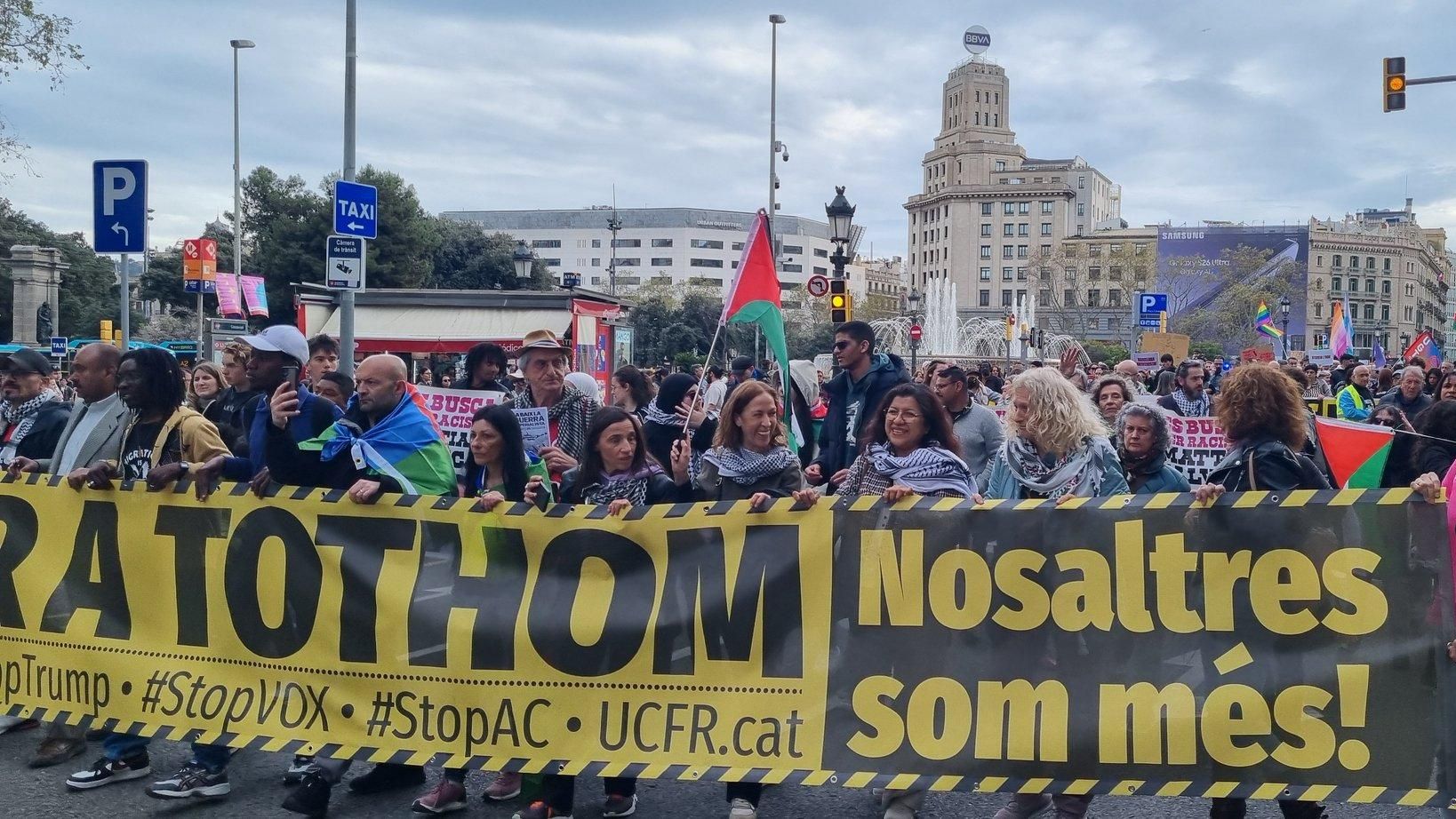Manifestación en Barcelona contra el racismo y el fascismo