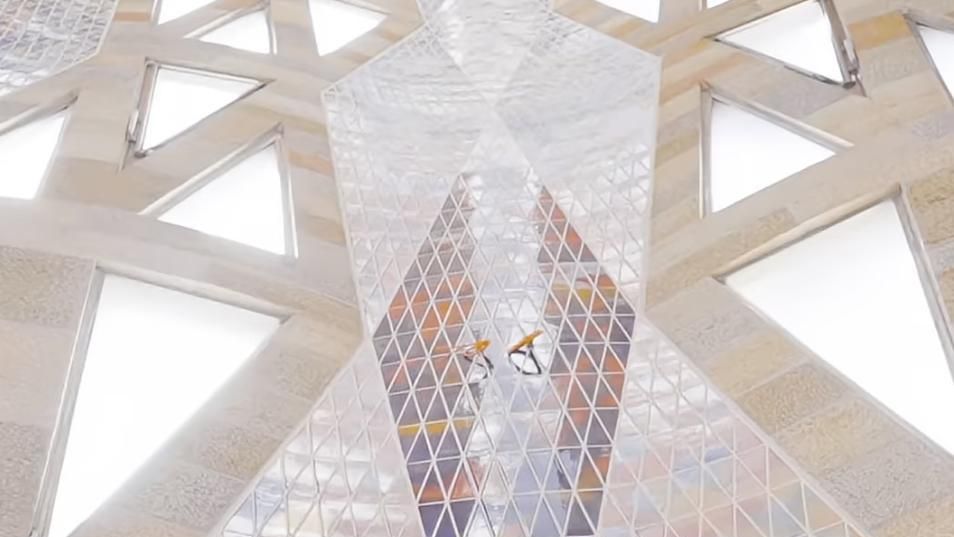 Vidres de l'interior de la Torre de Jesucrist de la Sagrada Família