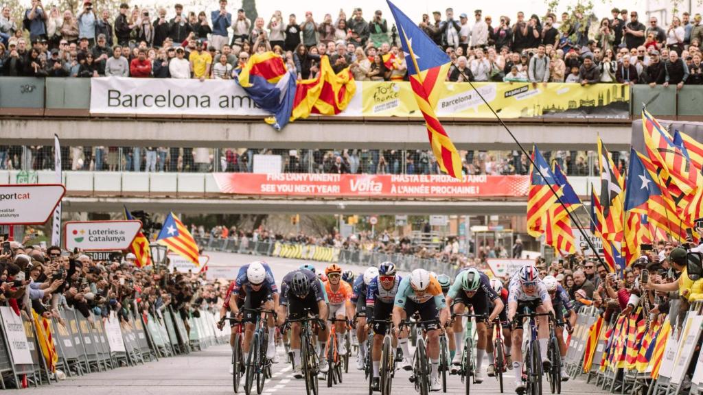 Competidores en la Volta a Catalunya de 2026