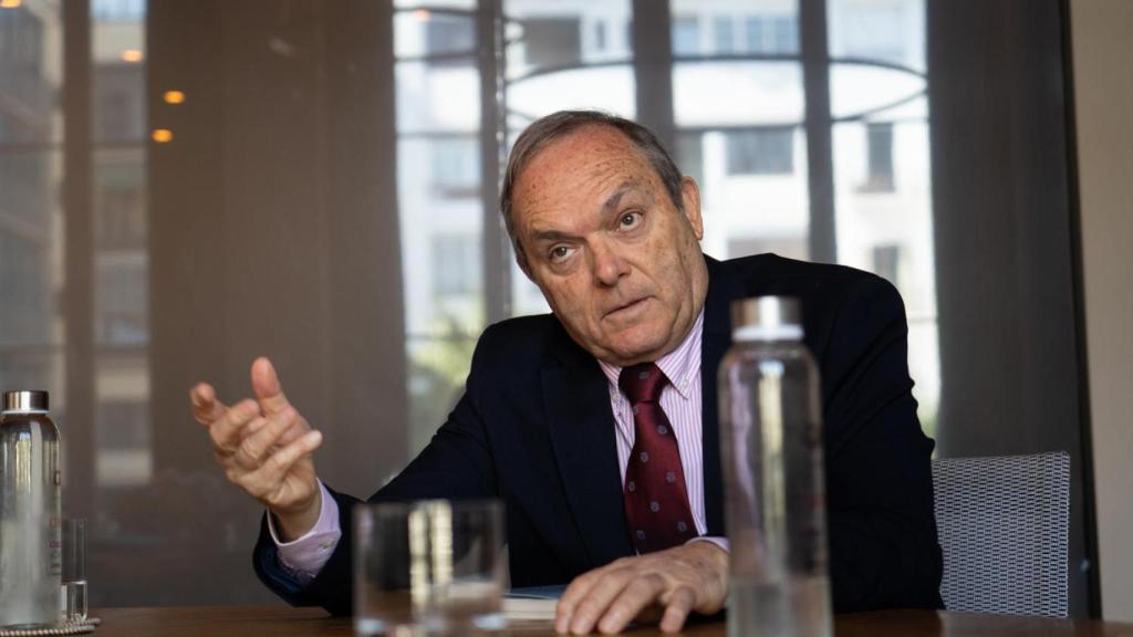El arquitecto José Manuel Almuzara, durante la entrevista con Metrópoli