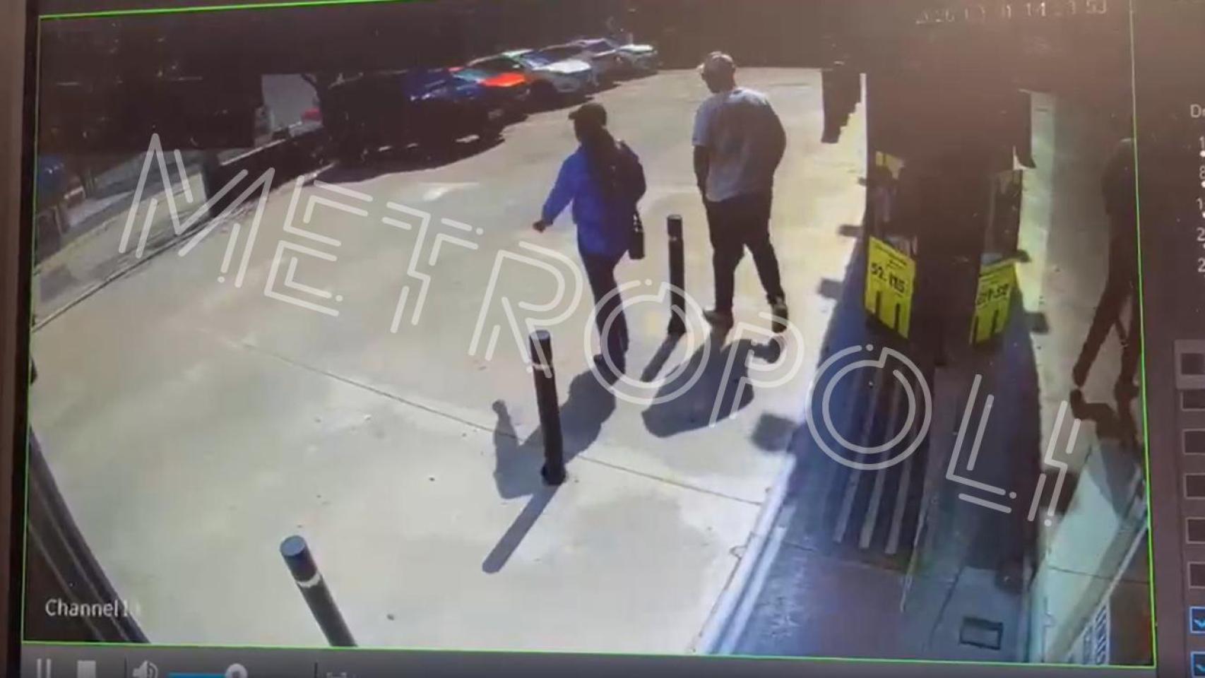 Captura del vídeo del atraco del Rolex en La Roca Village