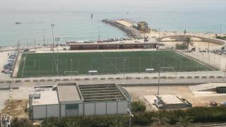 Barcelona prepara el traslado del campo de fútbol de la Vila Olímpica y la ampliación de la playa de la Mar Bella