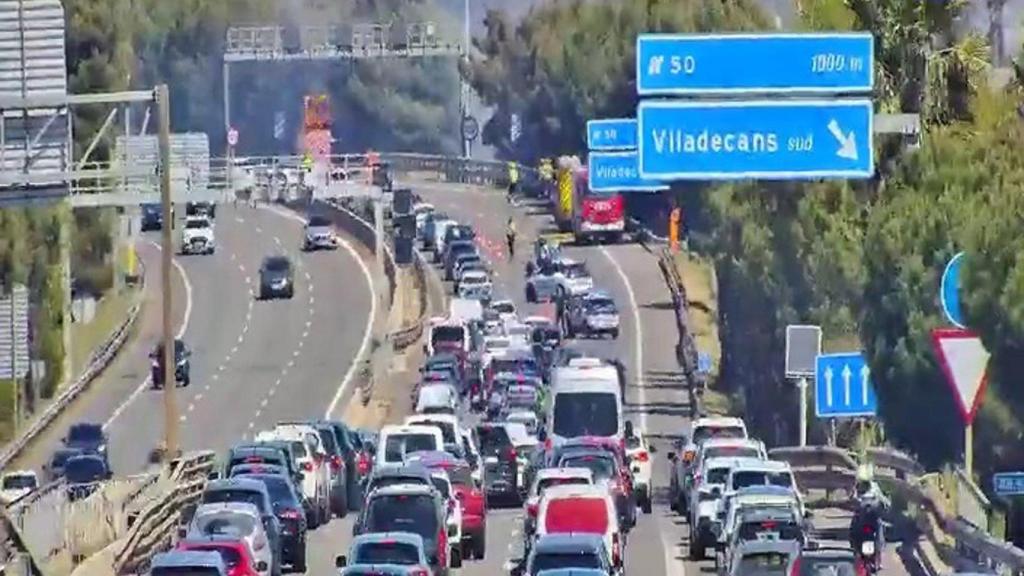 Estado de la carretera C-32 a la altura de Gavà (Bracelona)