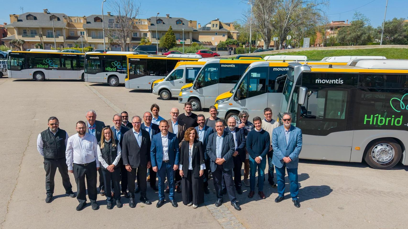 Presentación de los cinco nuevos buses de Cerdanyola