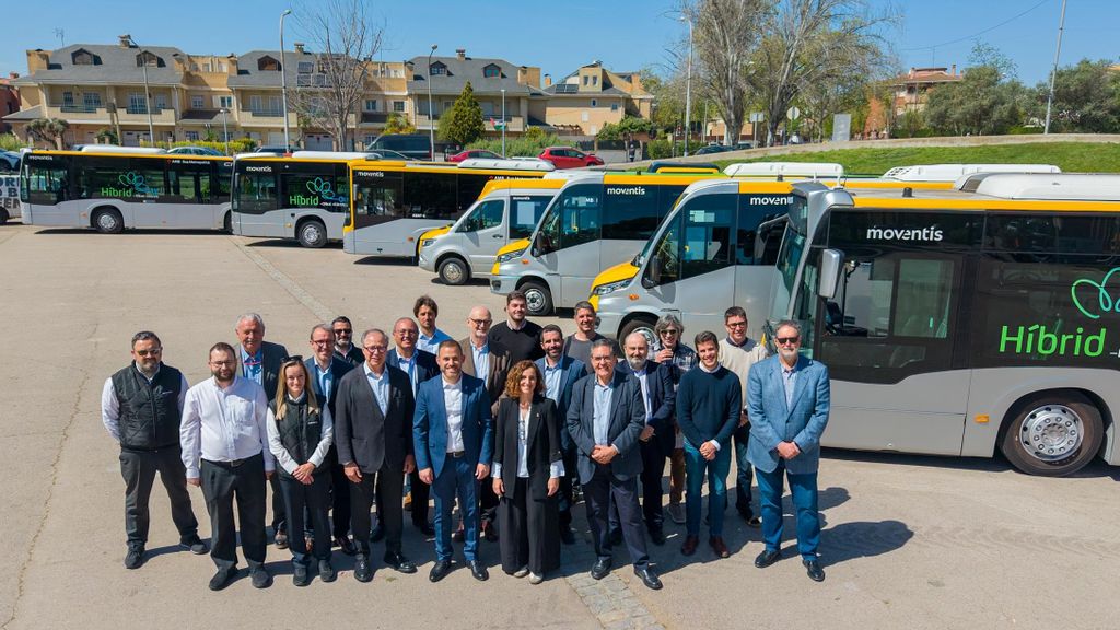 Presentación de los cinco nuevos buses de Cerdanyola