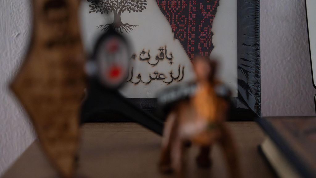 Estanteria de la casa de l'Amir Shafi