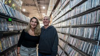 Video Instan manté el pols a l'streaming: així resisteix a Barcelona el videoclub més antic d'Espanya en actiu