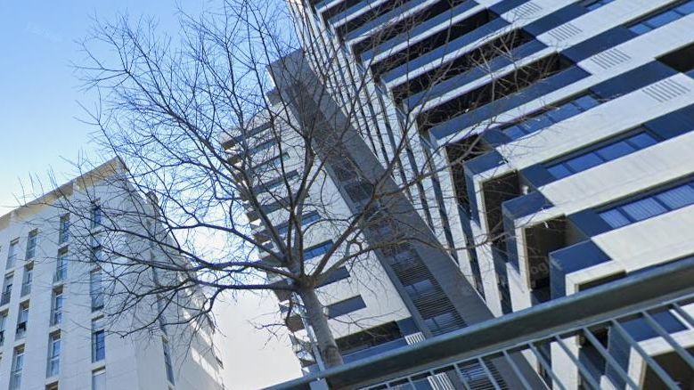 Bloques de edificios en Collblanc 157