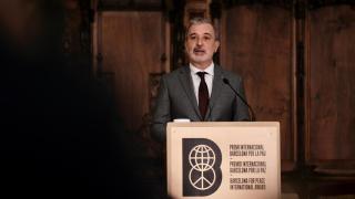 Jaume Collboni, alcalde de Barcelona, durante la presentación del I Premio Internacional de la Paz