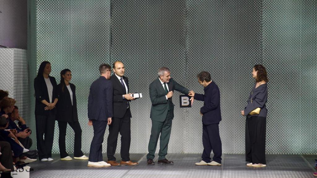 Jaume Collboni y Albert Dalmau en el homenaje a Adolfo Domínguez en la 080