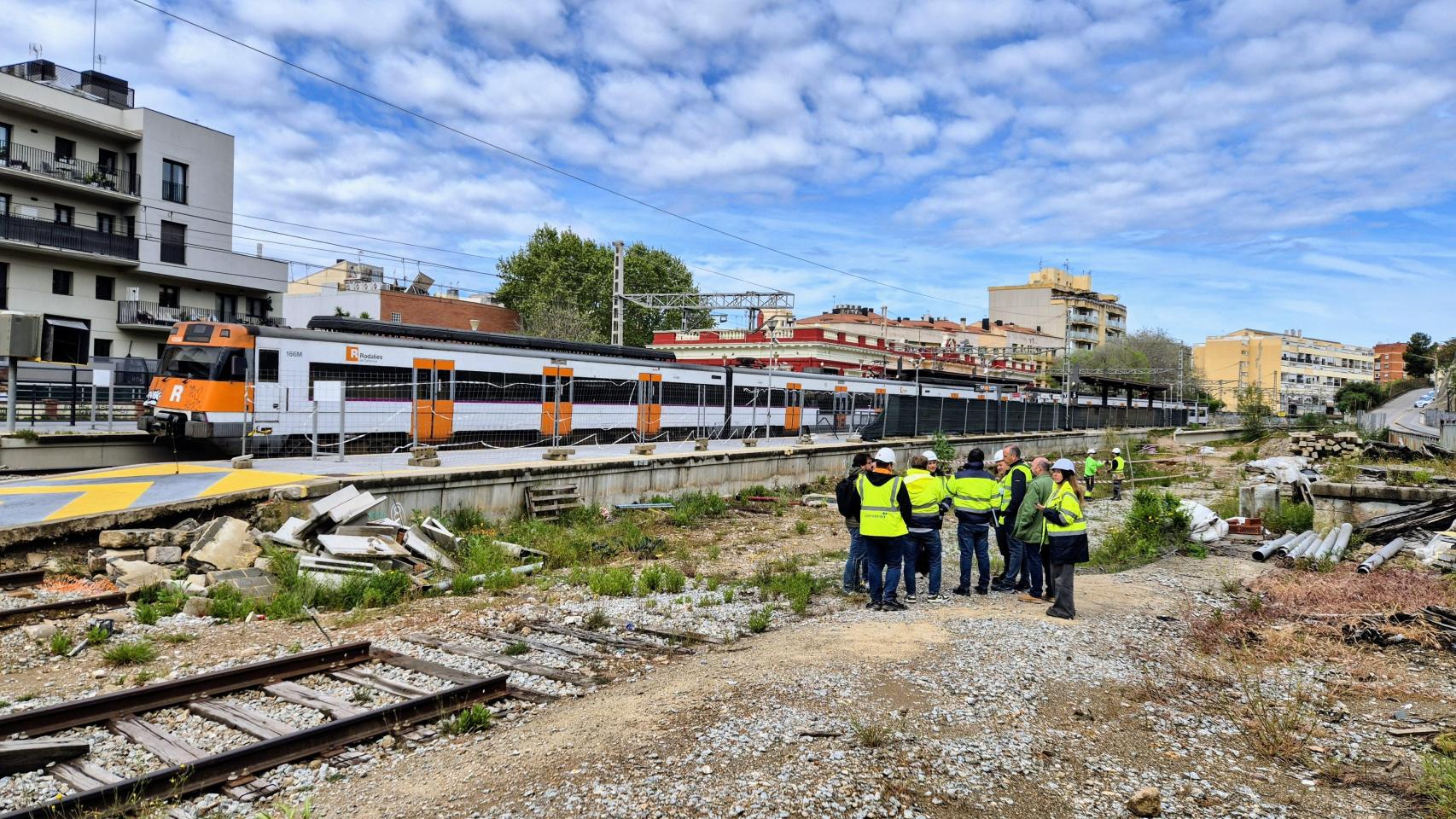 Obras en la estación de Renfe de Molins de Rei