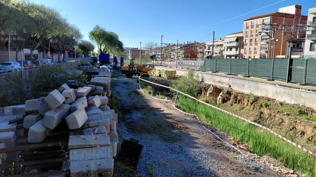 Obres de l'estació de Renfe de Molins de Rei