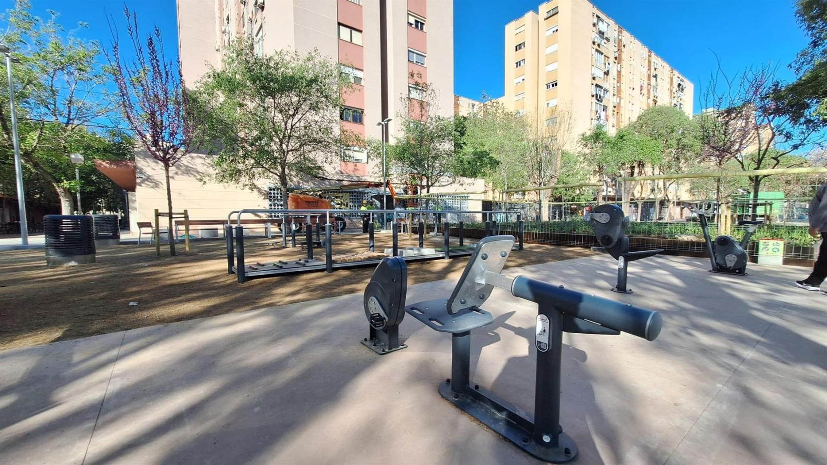 Imagen del circuito de salud instalado en la calle Alfons el Magnànim