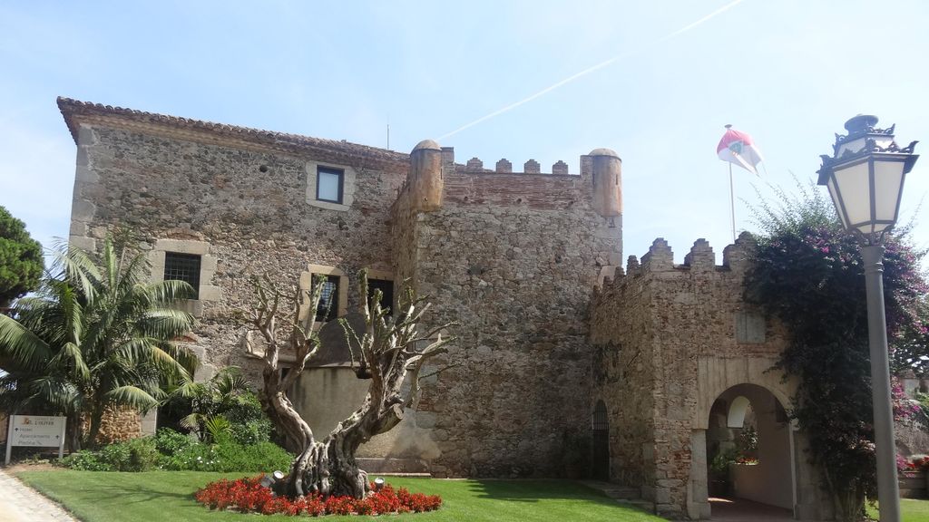 Castell a la venda a Sant Vicenç de Montalt