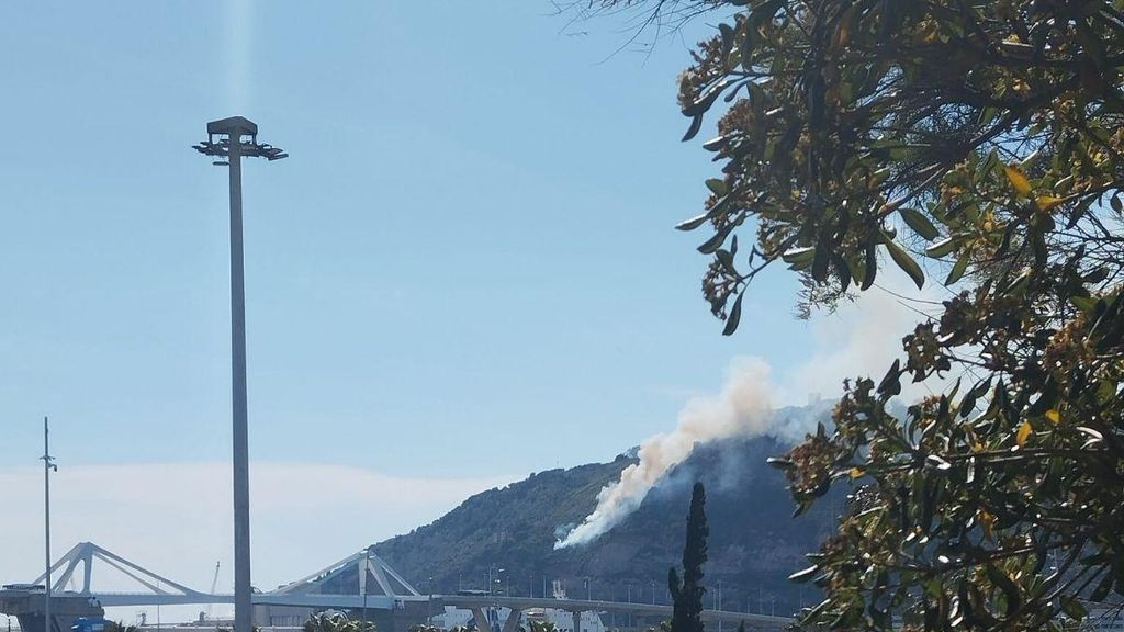 El incendio en la montaña de Montjuïc