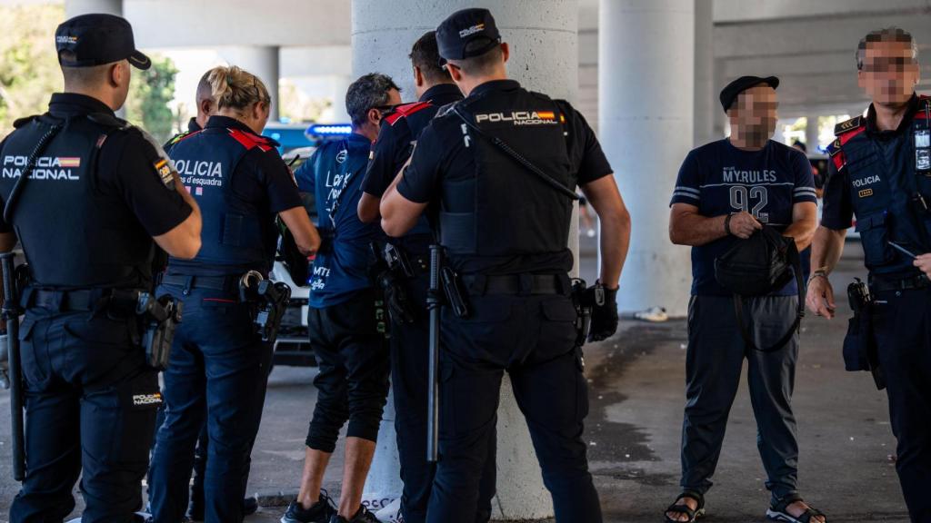 Agentes de la Policía Nacional en un operativo