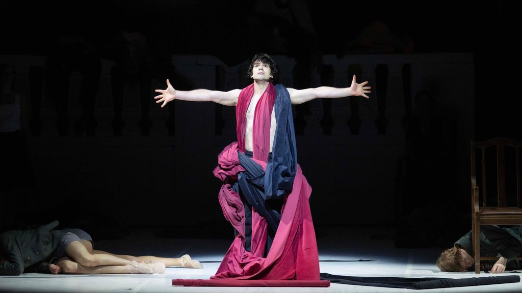 Una escena de 'Nijinsky' en el Liceu