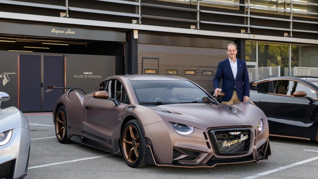 Luis Pérez Sala con el Hispano Suiza Carmen Sagrera