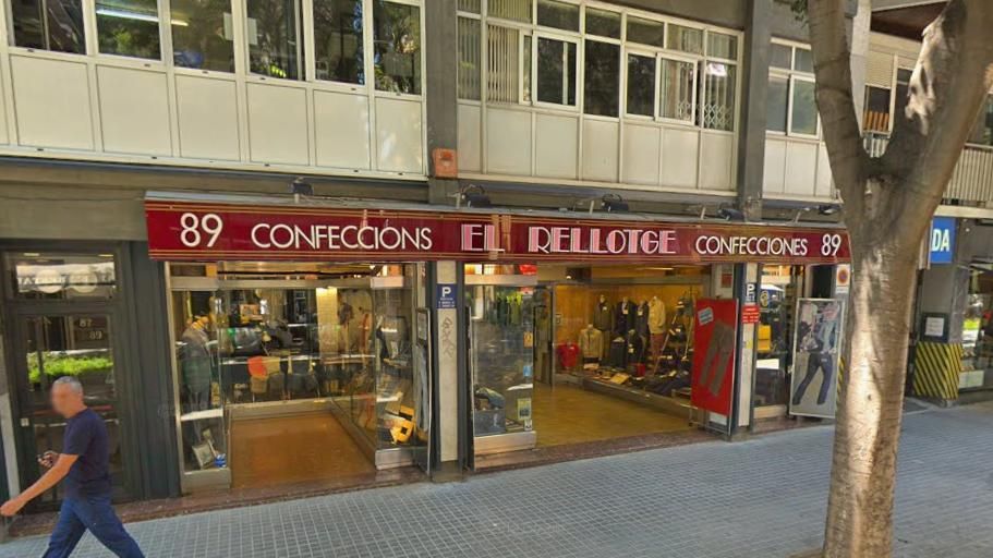 Botiga de Confeccions El Rellotge en una imatge d'arxiu