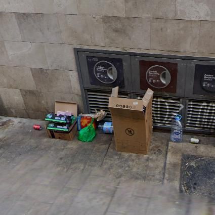 Contenidors del carrer de l'Est