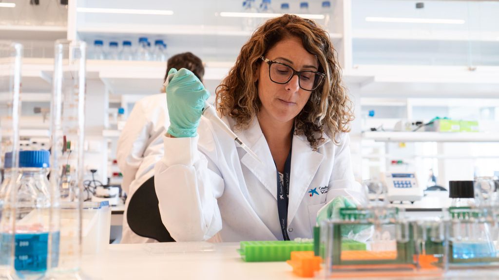 Científica del CaixaResearch Institute, el primer centre d'immunologia d'Espanya