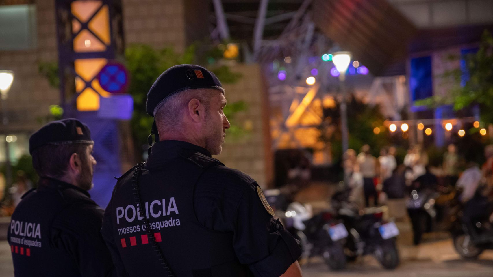 Agentes de los Mossos d'Esquadra en Barcelona