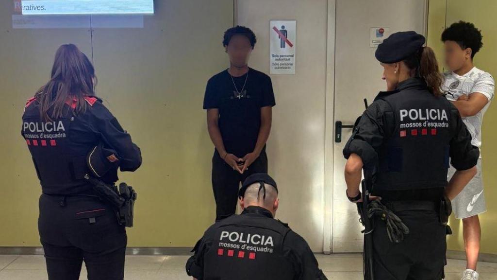 Pla Kanpai en la estación Renfe Sabadell Nord
