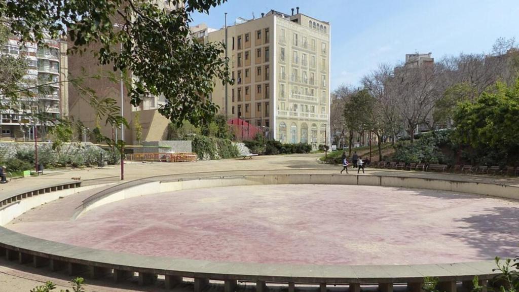 Estado actual de la plaza de Pablo Neruda