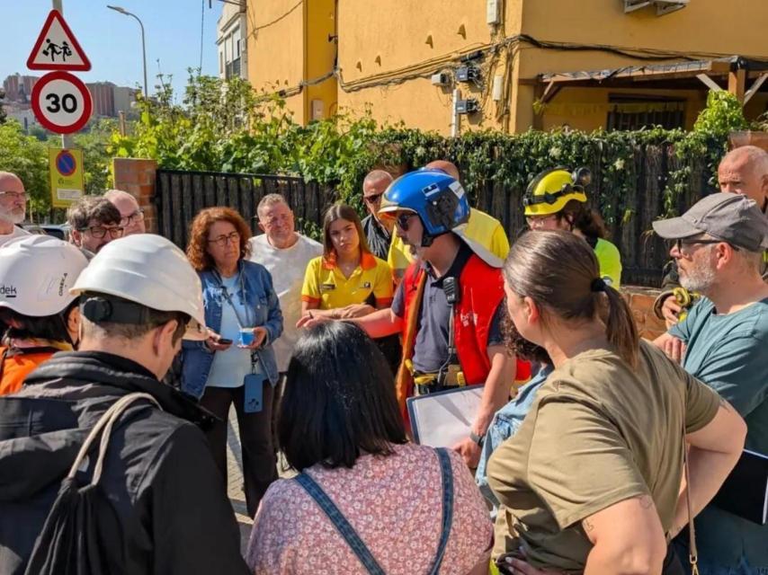 Se derrumba el techo de un bar en Santa Coloma de Gramenet