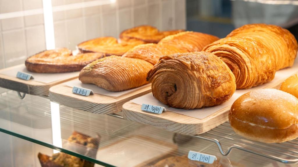 Bollería de la nueva tienda de Jon Cake en Poblenou
