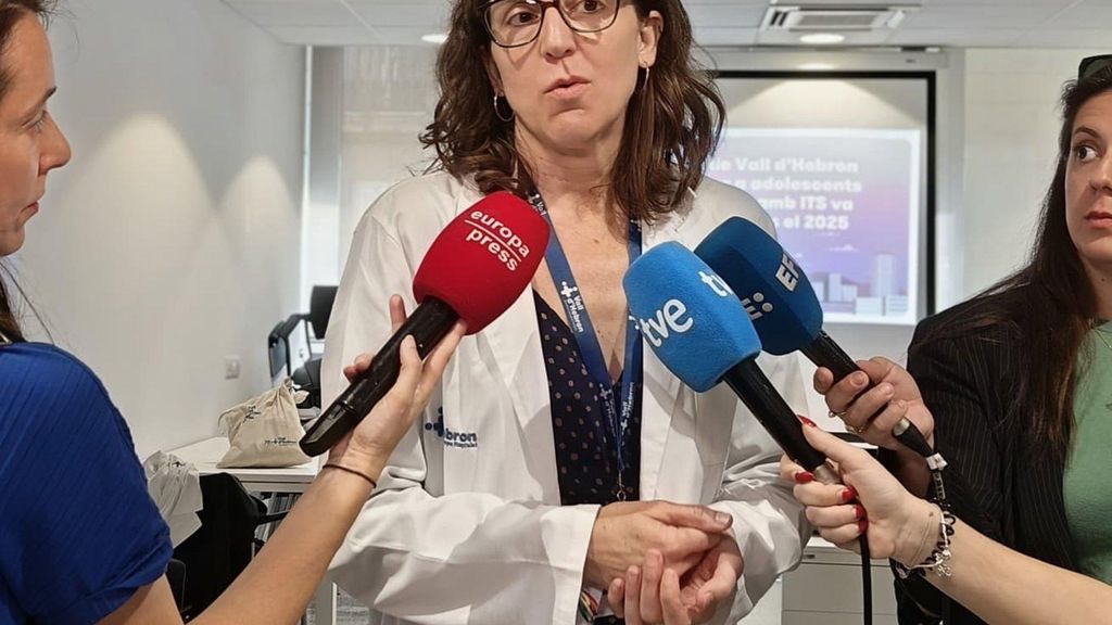 Espiau atenent els mitjans